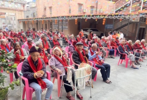 巾帼志愿者暖心相伴 北街颐养院重阳暖意浓