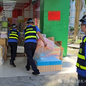 城管执法部门加强巡查整治不放松，维护市容环境良好秩序