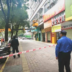 城管部门加强市容秩序管理维护，营造良好市容市貌环境