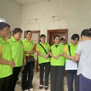 风雨送暖双节至  绿舟总队情系困境家庭与单亲妈妈