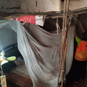 志愿者上门改造，为特困老人筑牢“安全巢”