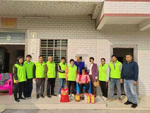 冬日暖阳照曹江 巾帼志愿暖人心