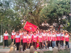 人居环境焕新颜 巾帼志愿显担当—高州市巾帼志愿者协会火星山美晨星志愿服务队开展环境整治专项行动